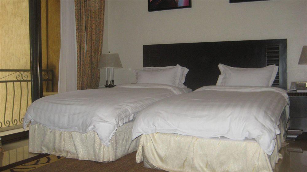 Galaxy Hotel Kigali Extérieur photo